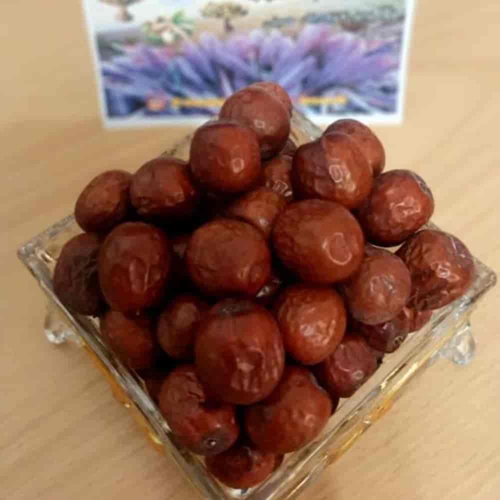 عناب درشت و متوسط شیرین