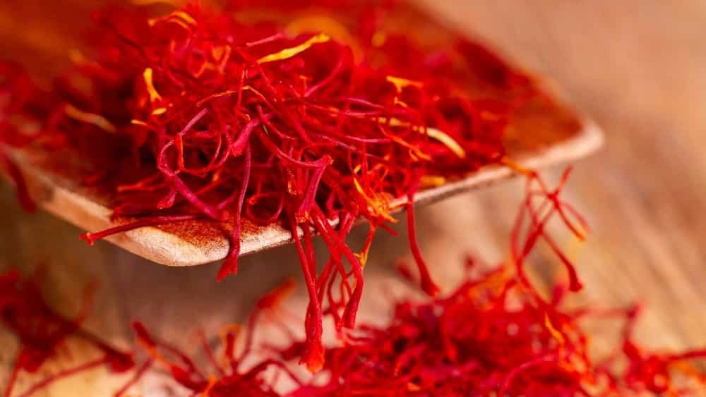 راهنمای تشخیص زعفران تقلبی از زعفران اصل قائنات