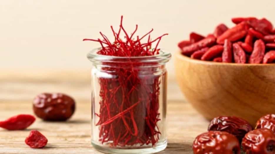 زعفران، زرشک و عناب اصل را از کجا بخریم؟